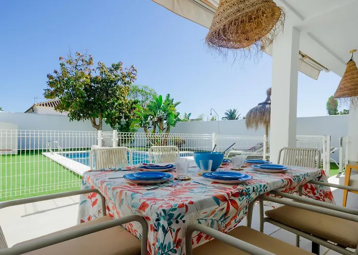 Moon Conil Con Piscina Villa