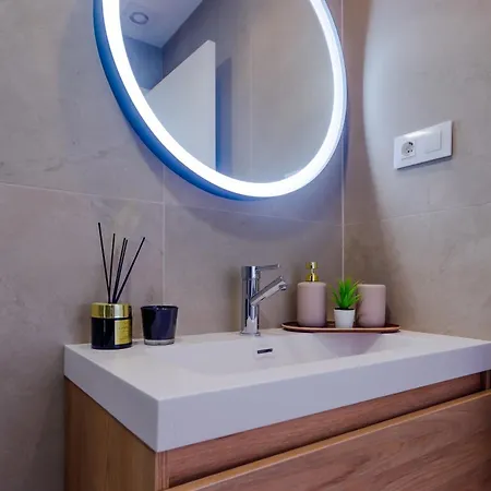 Moon Conil Con Piscina * Коніль-де-ла-Фронтера