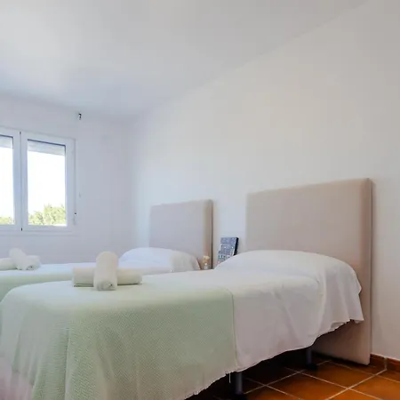 Moon Conil Con Piscina * Коніль-де-ла-Фронтера